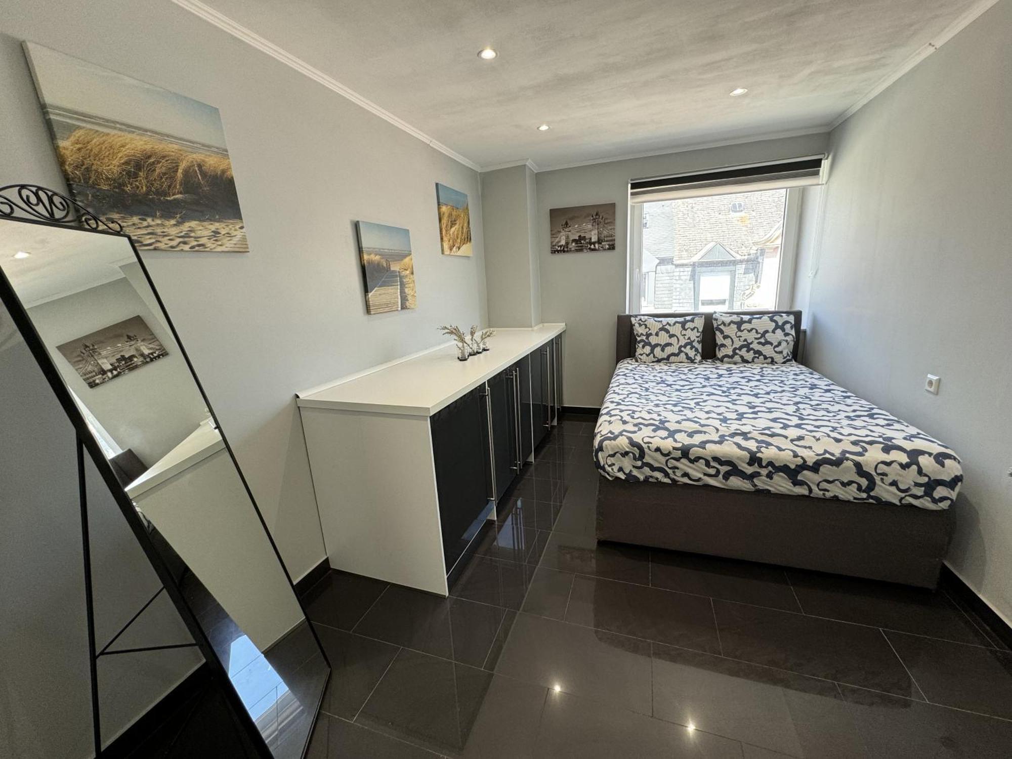 Esch-Sur-Alzette Apartment Exteriör bild